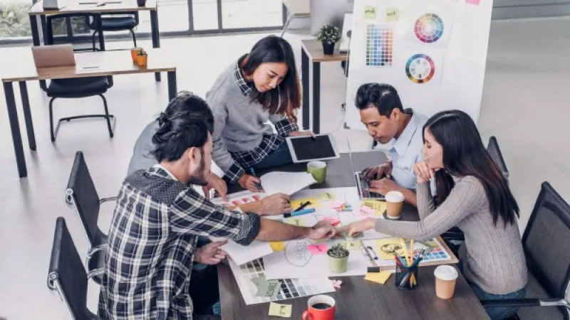 Strategi branding bisnis di era pencarian AI melalui konten berkualitas, identitas merek konsisten, dan informasi digital tepercaya