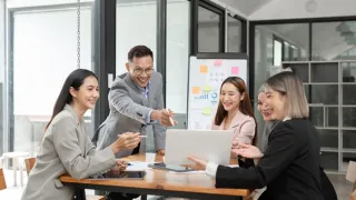 Strategi branding untuk meningkatkan brand awareness dan membuat merek lebih mudah dikenal serta diingat oleh konsumen