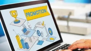 Strategi program poin loyalitas dengan hadiah menarik untuk meningkatkan pembelian berulang dan mempertahankan pelanggan.