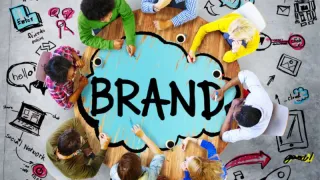Identitas merek bisnis konsultasi profesional melalui strategi, komunikasi, desain visual, dan pelayanan klien yang konsisten.