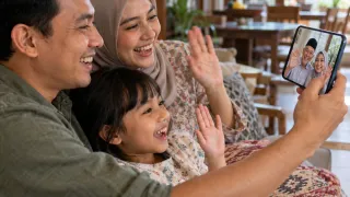 Menyusuri Dunia Facebook
