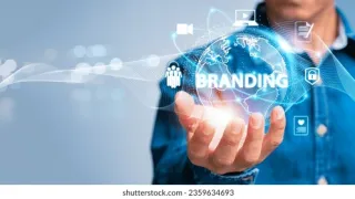 Strategi mengelola merek induk dan produk turunan untuk menjaga konsistensi identitas, kualitas, serta kepercayaan konsumen.
